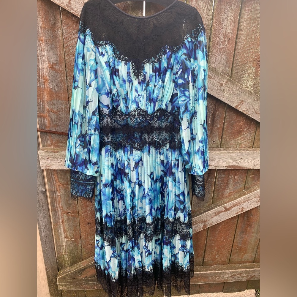 Tadashi shoji midi floral print dress with lace sz 16